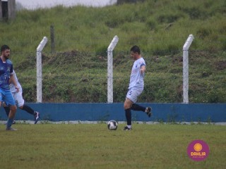 
<a style='margin-left: 5px;' class='btn btn-xs btn-social btn-facebook' href='https://www.facebook.com/sharer/sharer.php?u=https://www.boladovale.com.br/imgs/800-800-90/conteudo/fotos/1591/img7199.jpg' rel='popup' data-width='500' data-height='400'><i class='fa fa-facebook'></i>Compartilhar <span class='hidden-xs'>no Facebook</span>
</a> 
<a class='btn btn-default btn-xs' target='_blank' href='imgs/800-800-90/conteudo/fotos/1591/img7199.jpg'>
<span class='glyphicon glyphicon-cloud-download'></span> Salvar
</a> 
<span></span>
