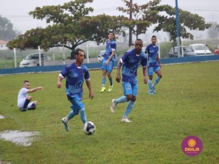 
<a style='margin-left: 5px;' class='btn btn-xs btn-social btn-facebook' href='https://www.facebook.com/sharer/sharer.php?u=https://www.boladovale.com.br/imgs/800-800-90/conteudo/fotos/1591/img7207.jpg' rel='popup' data-width='500' data-height='400'><i class='fa fa-facebook'></i>Compartilhar <span class='hidden-xs'>no Facebook</span>
</a> 
<a class='btn btn-default btn-xs' target='_blank' href='imgs/800-800-90/conteudo/fotos/1591/img7207.jpg'>
<span class='glyphicon glyphicon-cloud-download'></span> Salvar
</a> 
<span></span>