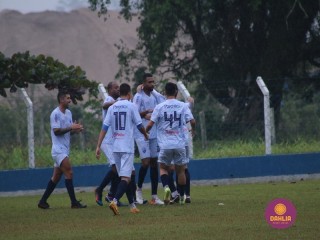 
<a style='margin-left: 5px;' class='btn btn-xs btn-social btn-facebook' href='https://www.facebook.com/sharer/sharer.php?u=https://www.boladovale.com.br/imgs/800-800-90/conteudo/fotos/1591/img7216.jpg' rel='popup' data-width='500' data-height='400'><i class='fa fa-facebook'></i>Compartilhar <span class='hidden-xs'>no Facebook</span>
</a> 
<a class='btn btn-default btn-xs' target='_blank' href='imgs/800-800-90/conteudo/fotos/1591/img7216.jpg'>
<span class='glyphicon glyphicon-cloud-download'></span> Salvar
</a> 
<span></span>