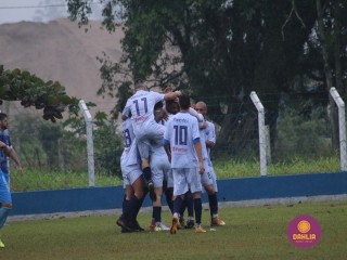 
<a style='margin-left: 5px;' class='btn btn-xs btn-social btn-facebook' href='https://www.facebook.com/sharer/sharer.php?u=https://www.boladovale.com.br/imgs/800-800-90/conteudo/fotos/1591/img7217.jpg' rel='popup' data-width='500' data-height='400'><i class='fa fa-facebook'></i>Compartilhar <span class='hidden-xs'>no Facebook</span>
</a> 
<a class='btn btn-default btn-xs' target='_blank' href='imgs/800-800-90/conteudo/fotos/1591/img7217.jpg'>
<span class='glyphicon glyphicon-cloud-download'></span> Salvar
</a> 
<span></span>