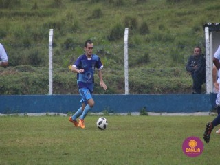 
<a style='margin-left: 5px;' class='btn btn-xs btn-social btn-facebook' href='https://www.facebook.com/sharer/sharer.php?u=https://www.boladovale.com.br/imgs/800-800-90/conteudo/fotos/1591/img7229.jpg' rel='popup' data-width='500' data-height='400'><i class='fa fa-facebook'></i>Compartilhar <span class='hidden-xs'>no Facebook</span>
</a> 
<a class='btn btn-default btn-xs' target='_blank' href='imgs/800-800-90/conteudo/fotos/1591/img7229.jpg'>
<span class='glyphicon glyphicon-cloud-download'></span> Salvar
</a> 
<span></span>