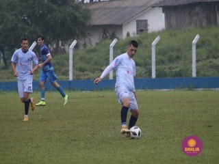 
<a style='margin-left: 5px;' class='btn btn-xs btn-social btn-facebook' href='https://www.facebook.com/sharer/sharer.php?u=https://www.boladovale.com.br/imgs/800-800-90/conteudo/fotos/1591/img7241.jpg' rel='popup' data-width='500' data-height='400'><i class='fa fa-facebook'></i>Compartilhar <span class='hidden-xs'>no Facebook</span>
</a> 
<a class='btn btn-default btn-xs' target='_blank' href='imgs/800-800-90/conteudo/fotos/1591/img7241.jpg'>
<span class='glyphicon glyphicon-cloud-download'></span> Salvar
</a> 
<span></span>