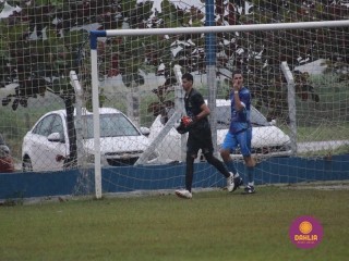 
<a style='margin-left: 5px;' class='btn btn-xs btn-social btn-facebook' href='https://www.facebook.com/sharer/sharer.php?u=https://www.boladovale.com.br/imgs/800-800-90/conteudo/fotos/1591/img7269.jpg' rel='popup' data-width='500' data-height='400'><i class='fa fa-facebook'></i>Compartilhar <span class='hidden-xs'>no Facebook</span>
</a> 
<a class='btn btn-default btn-xs' target='_blank' href='imgs/800-800-90/conteudo/fotos/1591/img7269.jpg'>
<span class='glyphicon glyphicon-cloud-download'></span> Salvar
</a> 
<span></span>
