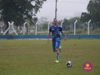 
<a style='margin-left: 5px;' class='btn btn-xs btn-social btn-facebook' href='https://www.facebook.com/sharer/sharer.php?u=https://www.boladovale.com.br/imgs/800-800-90/conteudo/fotos/1591/img7278.jpg' rel='popup' data-width='500' data-height='400'><i class='fa fa-facebook'></i>Compartilhar <span class='hidden-xs'>no Facebook</span>
</a> 
<a class='btn btn-default btn-xs' target='_blank' href='imgs/800-800-90/conteudo/fotos/1591/img7278.jpg'>
<span class='glyphicon glyphicon-cloud-download'></span> Salvar
</a> 
<span></span>
