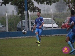 
<a style='margin-left: 5px;' class='btn btn-xs btn-social btn-facebook' href='https://www.facebook.com/sharer/sharer.php?u=https://www.boladovale.com.br/imgs/800-800-90/conteudo/fotos/1591/img7336.jpg' rel='popup' data-width='500' data-height='400'><i class='fa fa-facebook'></i>Compartilhar <span class='hidden-xs'>no Facebook</span>
</a> 
<a class='btn btn-default btn-xs' target='_blank' href='imgs/800-800-90/conteudo/fotos/1591/img7336.jpg'>
<span class='glyphicon glyphicon-cloud-download'></span> Salvar
</a> 
<span></span>