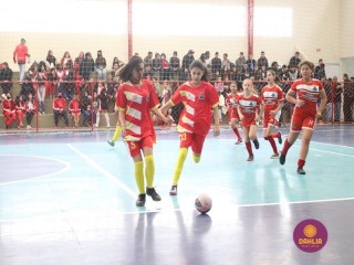 
<a style='margin-left: 5px;' class='btn btn-xs btn-social btn-facebook' href='https://www.facebook.com/sharer/sharer.php?u=https://www.boladovale.com.br/imgs/800-800-90/conteudo/fotos/1592/img7576.jpg' rel='popup' data-width='500' data-height='400'><i class='fa fa-facebook'></i>Compartilhar <span class='hidden-xs'>no Facebook</span>
</a> 
<a class='btn btn-default btn-xs' target='_blank' href='imgs/800-800-90/conteudo/fotos/1592/img7576.jpg'>
<span class='glyphicon glyphicon-cloud-download'></span> Salvar
</a> 
<span></span>