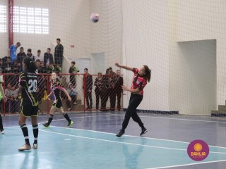 
<a style='margin-left: 5px;' class='btn btn-xs btn-social btn-facebook' href='https://www.facebook.com/sharer/sharer.php?u=https://www.boladovale.com.br/imgs/800-800-90/conteudo/fotos/1592/img7681.jpg' rel='popup' data-width='500' data-height='400'><i class='fa fa-facebook'></i>Compartilhar <span class='hidden-xs'>no Facebook</span>
</a> 
<a class='btn btn-default btn-xs' target='_blank' href='imgs/800-800-90/conteudo/fotos/1592/img7681.jpg'>
<span class='glyphicon glyphicon-cloud-download'></span> Salvar
</a> 
<span></span>