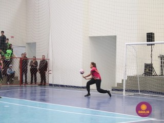 
<a style='margin-left: 5px;' class='btn btn-xs btn-social btn-facebook' href='https://www.facebook.com/sharer/sharer.php?u=https://www.boladovale.com.br/imgs/800-800-90/conteudo/fotos/1592/img7701.jpg' rel='popup' data-width='500' data-height='400'><i class='fa fa-facebook'></i>Compartilhar <span class='hidden-xs'>no Facebook</span>
</a> 
<a class='btn btn-default btn-xs' target='_blank' href='imgs/800-800-90/conteudo/fotos/1592/img7701.jpg'>
<span class='glyphicon glyphicon-cloud-download'></span> Salvar
</a> 
<span></span>