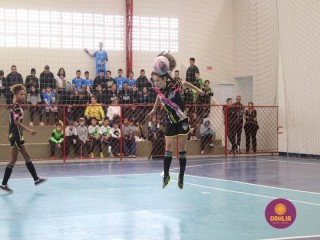 
<a style='margin-left: 5px;' class='btn btn-xs btn-social btn-facebook' href='https://www.facebook.com/sharer/sharer.php?u=https://www.boladovale.com.br/imgs/800-800-90/conteudo/fotos/1592/img7705.jpg' rel='popup' data-width='500' data-height='400'><i class='fa fa-facebook'></i>Compartilhar <span class='hidden-xs'>no Facebook</span>
</a> 
<a class='btn btn-default btn-xs' target='_blank' href='imgs/800-800-90/conteudo/fotos/1592/img7705.jpg'>
<span class='glyphicon glyphicon-cloud-download'></span> Salvar
</a> 
<span></span>