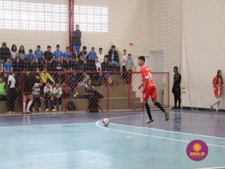 
<a style='margin-left: 5px;' class='btn btn-xs btn-social btn-facebook' href='https://www.facebook.com/sharer/sharer.php?u=https://www.boladovale.com.br/imgs/800-800-90/conteudo/fotos/1592/img7761.jpg' rel='popup' data-width='500' data-height='400'><i class='fa fa-facebook'></i>Compartilhar <span class='hidden-xs'>no Facebook</span>
</a> 
<a class='btn btn-default btn-xs' target='_blank' href='imgs/800-800-90/conteudo/fotos/1592/img7761.jpg'>
<span class='glyphicon glyphicon-cloud-download'></span> Salvar
</a> 
<span></span>