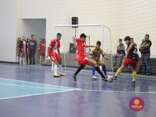 
<a style='margin-left: 5px;' class='btn btn-xs btn-social btn-facebook' href='https://www.facebook.com/sharer/sharer.php?u=https://www.boladovale.com.br/imgs/800-800-90/conteudo/fotos/1592/img7763.jpg' rel='popup' data-width='500' data-height='400'><i class='fa fa-facebook'></i>Compartilhar <span class='hidden-xs'>no Facebook</span>
</a> 
<a class='btn btn-default btn-xs' target='_blank' href='imgs/800-800-90/conteudo/fotos/1592/img7763.jpg'>
<span class='glyphicon glyphicon-cloud-download'></span> Salvar
</a> 
<span></span>