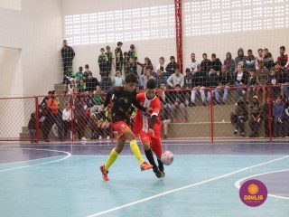 
<a style='margin-left: 5px;' class='btn btn-xs btn-social btn-facebook' href='https://www.facebook.com/sharer/sharer.php?u=https://www.boladovale.com.br/imgs/800-800-90/conteudo/fotos/1592/img7783.jpg' rel='popup' data-width='500' data-height='400'><i class='fa fa-facebook'></i>Compartilhar <span class='hidden-xs'>no Facebook</span>
</a> 
<a class='btn btn-default btn-xs' target='_blank' href='imgs/800-800-90/conteudo/fotos/1592/img7783.jpg'>
<span class='glyphicon glyphicon-cloud-download'></span> Salvar
</a> 
<span></span>