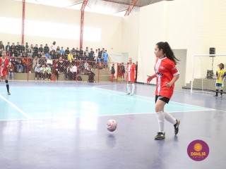 
<a style='margin-left: 5px;' class='btn btn-xs btn-social btn-facebook' href='https://www.facebook.com/sharer/sharer.php?u=https://www.boladovale.com.br/imgs/800-800-90/conteudo/fotos/1592/img7810.jpg' rel='popup' data-width='500' data-height='400'><i class='fa fa-facebook'></i>Compartilhar <span class='hidden-xs'>no Facebook</span>
</a> 
<a class='btn btn-default btn-xs' target='_blank' href='imgs/800-800-90/conteudo/fotos/1592/img7810.jpg'>
<span class='glyphicon glyphicon-cloud-download'></span> Salvar
</a> 
<span></span>