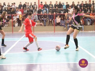 
<a style='margin-left: 5px;' class='btn btn-xs btn-social btn-facebook' href='https://www.facebook.com/sharer/sharer.php?u=https://www.boladovale.com.br/imgs/800-800-90/conteudo/fotos/1592/img7818.jpg' rel='popup' data-width='500' data-height='400'><i class='fa fa-facebook'></i>Compartilhar <span class='hidden-xs'>no Facebook</span>
</a> 
<a class='btn btn-default btn-xs' target='_blank' href='imgs/800-800-90/conteudo/fotos/1592/img7818.jpg'>
<span class='glyphicon glyphicon-cloud-download'></span> Salvar
</a> 
<span></span>