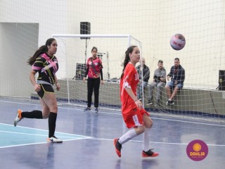 
<a style='margin-left: 5px;' class='btn btn-xs btn-social btn-facebook' href='https://www.facebook.com/sharer/sharer.php?u=https://www.boladovale.com.br/imgs/800-800-90/conteudo/fotos/1592/img7822.jpg' rel='popup' data-width='500' data-height='400'><i class='fa fa-facebook'></i>Compartilhar <span class='hidden-xs'>no Facebook</span>
</a> 
<a class='btn btn-default btn-xs' target='_blank' href='imgs/800-800-90/conteudo/fotos/1592/img7822.jpg'>
<span class='glyphicon glyphicon-cloud-download'></span> Salvar
</a> 
<span></span>