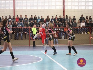 
<a style='margin-left: 5px;' class='btn btn-xs btn-social btn-facebook' href='https://www.facebook.com/sharer/sharer.php?u=https://www.boladovale.com.br/imgs/800-800-90/conteudo/fotos/1592/img7830.jpg' rel='popup' data-width='500' data-height='400'><i class='fa fa-facebook'></i>Compartilhar <span class='hidden-xs'>no Facebook</span>
</a> 
<a class='btn btn-default btn-xs' target='_blank' href='imgs/800-800-90/conteudo/fotos/1592/img7830.jpg'>
<span class='glyphicon glyphicon-cloud-download'></span> Salvar
</a> 
<span></span>