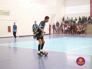 
<a style='margin-left: 5px;' class='btn btn-xs btn-social btn-facebook' href='https://www.facebook.com/sharer/sharer.php?u=https://www.boladovale.com.br/imgs/800-800-90/conteudo/fotos/1592/img7839.jpg' rel='popup' data-width='500' data-height='400'><i class='fa fa-facebook'></i>Compartilhar <span class='hidden-xs'>no Facebook</span>
</a> 
<a class='btn btn-default btn-xs' target='_blank' href='imgs/800-800-90/conteudo/fotos/1592/img7839.jpg'>
<span class='glyphicon glyphicon-cloud-download'></span> Salvar
</a> 
<span></span>