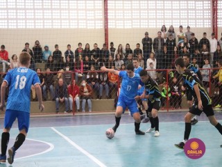 
<a style='margin-left: 5px;' class='btn btn-xs btn-social btn-facebook' href='https://www.facebook.com/sharer/sharer.php?u=https://www.boladovale.com.br/imgs/800-800-90/conteudo/fotos/1592/img7884.jpg' rel='popup' data-width='500' data-height='400'><i class='fa fa-facebook'></i>Compartilhar <span class='hidden-xs'>no Facebook</span>
</a> 
<a class='btn btn-default btn-xs' target='_blank' href='imgs/800-800-90/conteudo/fotos/1592/img7884.jpg'>
<span class='glyphicon glyphicon-cloud-download'></span> Salvar
</a> 
<span></span>