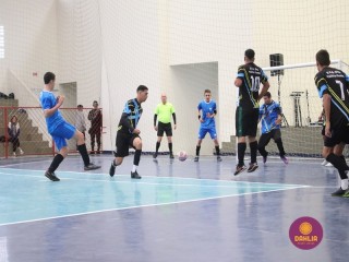 
<a style='margin-left: 5px;' class='btn btn-xs btn-social btn-facebook' href='https://www.facebook.com/sharer/sharer.php?u=https://www.boladovale.com.br/imgs/800-800-90/conteudo/fotos/1592/img7887.jpg' rel='popup' data-width='500' data-height='400'><i class='fa fa-facebook'></i>Compartilhar <span class='hidden-xs'>no Facebook</span>
</a> 
<a class='btn btn-default btn-xs' target='_blank' href='imgs/800-800-90/conteudo/fotos/1592/img7887.jpg'>
<span class='glyphicon glyphicon-cloud-download'></span> Salvar
</a> 
<span></span>