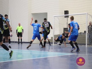 
<a style='margin-left: 5px;' class='btn btn-xs btn-social btn-facebook' href='https://www.facebook.com/sharer/sharer.php?u=https://www.boladovale.com.br/imgs/800-800-90/conteudo/fotos/1592/img7889.jpg' rel='popup' data-width='500' data-height='400'><i class='fa fa-facebook'></i>Compartilhar <span class='hidden-xs'>no Facebook</span>
</a> 
<a class='btn btn-default btn-xs' target='_blank' href='imgs/800-800-90/conteudo/fotos/1592/img7889.jpg'>
<span class='glyphicon glyphicon-cloud-download'></span> Salvar
</a> 
<span></span>