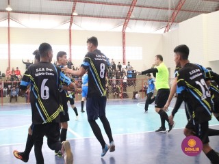 
<a style='margin-left: 5px;' class='btn btn-xs btn-social btn-facebook' href='https://www.facebook.com/sharer/sharer.php?u=https://www.boladovale.com.br/imgs/800-800-90/conteudo/fotos/1592/img7921.jpg' rel='popup' data-width='500' data-height='400'><i class='fa fa-facebook'></i>Compartilhar <span class='hidden-xs'>no Facebook</span>
</a> 
<a class='btn btn-default btn-xs' target='_blank' href='imgs/800-800-90/conteudo/fotos/1592/img7921.jpg'>
<span class='glyphicon glyphicon-cloud-download'></span> Salvar
</a> 
<span></span>