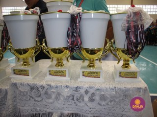 
<a style='margin-left: 5px;' class='btn btn-xs btn-social btn-facebook' href='https://www.facebook.com/sharer/sharer.php?u=https://www.boladovale.com.br/imgs/800-800-90/conteudo/fotos/1594/img7981.jpg' rel='popup' data-width='500' data-height='400'><i class='fa fa-facebook'></i>Compartilhar <span class='hidden-xs'>no Facebook</span>
</a> 
<a class='btn btn-default btn-xs' target='_blank' href='imgs/800-800-90/conteudo/fotos/1594/img7981.jpg'>
<span class='glyphicon glyphicon-cloud-download'></span> Salvar
</a> 
<span></span>