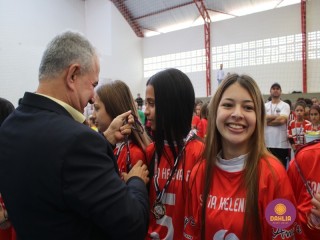 
<a style='margin-left: 5px;' class='btn btn-xs btn-social btn-facebook' href='https://www.facebook.com/sharer/sharer.php?u=https://www.boladovale.com.br/imgs/800-800-90/conteudo/fotos/1594/img8201.jpg' rel='popup' data-width='500' data-height='400'><i class='fa fa-facebook'></i>Compartilhar <span class='hidden-xs'>no Facebook</span>
</a> 
<a class='btn btn-default btn-xs' target='_blank' href='imgs/800-800-90/conteudo/fotos/1594/img8201.jpg'>
<span class='glyphicon glyphicon-cloud-download'></span> Salvar
</a> 
<span></span>