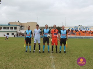 
<a style='margin-left: 5px;' class='btn btn-xs btn-social btn-facebook' href='https://www.facebook.com/sharer/sharer.php?u=https://www.boladovale.com.br/imgs/800-800-90/conteudo/fotos/1595/img9692.jpg' rel='popup' data-width='500' data-height='400'><i class='fa fa-facebook'></i>Compartilhar <span class='hidden-xs'>no Facebook</span>
</a> 
<a class='btn btn-default btn-xs' target='_blank' href='imgs/800-800-90/conteudo/fotos/1595/img9692.jpg'>
<span class='glyphicon glyphicon-cloud-download'></span> Salvar
</a> 
<span></span>