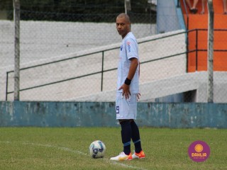 
<a style='margin-left: 5px;' class='btn btn-xs btn-social btn-facebook' href='https://www.facebook.com/sharer/sharer.php?u=https://www.boladovale.com.br/imgs/800-800-90/conteudo/fotos/1595/img9694.jpg' rel='popup' data-width='500' data-height='400'><i class='fa fa-facebook'></i>Compartilhar <span class='hidden-xs'>no Facebook</span>
</a> 
<a class='btn btn-default btn-xs' target='_blank' href='imgs/800-800-90/conteudo/fotos/1595/img9694.jpg'>
<span class='glyphicon glyphicon-cloud-download'></span> Salvar
</a> 
<span></span>
