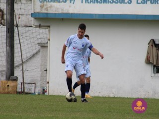 
<a style='margin-left: 5px;' class='btn btn-xs btn-social btn-facebook' href='https://www.facebook.com/sharer/sharer.php?u=https://www.boladovale.com.br/imgs/800-800-90/conteudo/fotos/1595/img9717.jpg' rel='popup' data-width='500' data-height='400'><i class='fa fa-facebook'></i>Compartilhar <span class='hidden-xs'>no Facebook</span>
</a> 
<a class='btn btn-default btn-xs' target='_blank' href='imgs/800-800-90/conteudo/fotos/1595/img9717.jpg'>
<span class='glyphicon glyphicon-cloud-download'></span> Salvar
</a> 
<span></span>