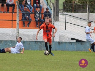 
<a style='margin-left: 5px;' class='btn btn-xs btn-social btn-facebook' href='https://www.facebook.com/sharer/sharer.php?u=https://www.boladovale.com.br/imgs/800-800-90/conteudo/fotos/1595/img9728.jpg' rel='popup' data-width='500' data-height='400'><i class='fa fa-facebook'></i>Compartilhar <span class='hidden-xs'>no Facebook</span>
</a> 
<a class='btn btn-default btn-xs' target='_blank' href='imgs/800-800-90/conteudo/fotos/1595/img9728.jpg'>
<span class='glyphicon glyphicon-cloud-download'></span> Salvar
</a> 
<span></span>