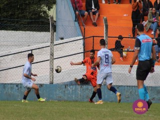 
<a style='margin-left: 5px;' class='btn btn-xs btn-social btn-facebook' href='https://www.facebook.com/sharer/sharer.php?u=https://www.boladovale.com.br/imgs/800-800-90/conteudo/fotos/1595/img9787.jpg' rel='popup' data-width='500' data-height='400'><i class='fa fa-facebook'></i>Compartilhar <span class='hidden-xs'>no Facebook</span>
</a> 
<a class='btn btn-default btn-xs' target='_blank' href='imgs/800-800-90/conteudo/fotos/1595/img9787.jpg'>
<span class='glyphicon glyphicon-cloud-download'></span> Salvar
</a> 
<span></span>