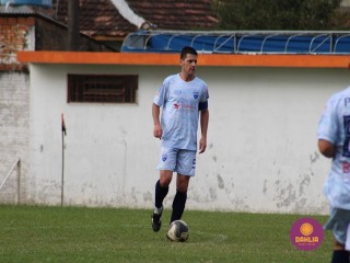 
<a style='margin-left: 5px;' class='btn btn-xs btn-social btn-facebook' href='https://www.facebook.com/sharer/sharer.php?u=https://www.boladovale.com.br/imgs/800-800-90/conteudo/fotos/1595/img9791.jpg' rel='popup' data-width='500' data-height='400'><i class='fa fa-facebook'></i>Compartilhar <span class='hidden-xs'>no Facebook</span>
</a> 
<a class='btn btn-default btn-xs' target='_blank' href='imgs/800-800-90/conteudo/fotos/1595/img9791.jpg'>
<span class='glyphicon glyphicon-cloud-download'></span> Salvar
</a> 
<span></span>