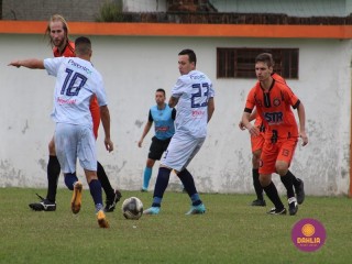 
<a style='margin-left: 5px;' class='btn btn-xs btn-social btn-facebook' href='https://www.facebook.com/sharer/sharer.php?u=https://www.boladovale.com.br/imgs/800-800-90/conteudo/fotos/1595/img9817.jpg' rel='popup' data-width='500' data-height='400'><i class='fa fa-facebook'></i>Compartilhar <span class='hidden-xs'>no Facebook</span>
</a> 
<a class='btn btn-default btn-xs' target='_blank' href='imgs/800-800-90/conteudo/fotos/1595/img9817.jpg'>
<span class='glyphicon glyphicon-cloud-download'></span> Salvar
</a> 
<span></span>