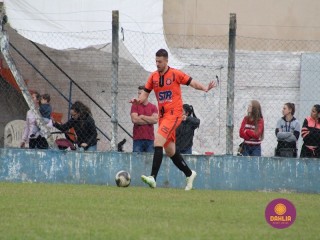 
<a style='margin-left: 5px;' class='btn btn-xs btn-social btn-facebook' href='https://www.facebook.com/sharer/sharer.php?u=https://www.boladovale.com.br/imgs/800-800-90/conteudo/fotos/1595/img9851.jpg' rel='popup' data-width='500' data-height='400'><i class='fa fa-facebook'></i>Compartilhar <span class='hidden-xs'>no Facebook</span>
</a> 
<a class='btn btn-default btn-xs' target='_blank' href='imgs/800-800-90/conteudo/fotos/1595/img9851.jpg'>
<span class='glyphicon glyphicon-cloud-download'></span> Salvar
</a> 
<span></span>