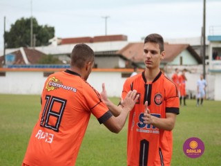 
<a style='margin-left: 5px;' class='btn btn-xs btn-social btn-facebook' href='https://www.facebook.com/sharer/sharer.php?u=https://www.boladovale.com.br/imgs/800-800-90/conteudo/fotos/1595/img9862.jpg' rel='popup' data-width='500' data-height='400'><i class='fa fa-facebook'></i>Compartilhar <span class='hidden-xs'>no Facebook</span>
</a> 
<a class='btn btn-default btn-xs' target='_blank' href='imgs/800-800-90/conteudo/fotos/1595/img9862.jpg'>
<span class='glyphicon glyphicon-cloud-download'></span> Salvar
</a> 
<span></span>