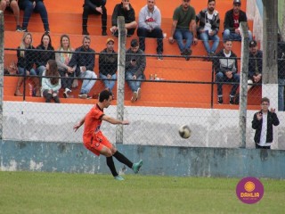 
<a style='margin-left: 5px;' class='btn btn-xs btn-social btn-facebook' href='https://www.facebook.com/sharer/sharer.php?u=https://www.boladovale.com.br/imgs/800-800-90/conteudo/fotos/1595/img9863.jpg' rel='popup' data-width='500' data-height='400'><i class='fa fa-facebook'></i>Compartilhar <span class='hidden-xs'>no Facebook</span>
</a> 
<a class='btn btn-default btn-xs' target='_blank' href='imgs/800-800-90/conteudo/fotos/1595/img9863.jpg'>
<span class='glyphicon glyphicon-cloud-download'></span> Salvar
</a> 
<span></span>