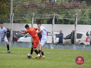 
<a style='margin-left: 5px;' class='btn btn-xs btn-social btn-facebook' href='https://www.facebook.com/sharer/sharer.php?u=https://www.boladovale.com.br/imgs/800-800-90/conteudo/fotos/1595/img9864.jpg' rel='popup' data-width='500' data-height='400'><i class='fa fa-facebook'></i>Compartilhar <span class='hidden-xs'>no Facebook</span>
</a> 
<a class='btn btn-default btn-xs' target='_blank' href='imgs/800-800-90/conteudo/fotos/1595/img9864.jpg'>
<span class='glyphicon glyphicon-cloud-download'></span> Salvar
</a> 
<span></span>