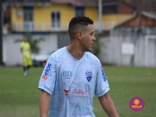 
<a style='margin-left: 5px;' class='btn btn-xs btn-social btn-facebook' href='https://www.facebook.com/sharer/sharer.php?u=https://www.boladovale.com.br/imgs/800-800-90/conteudo/fotos/1595/img9876.jpg' rel='popup' data-width='500' data-height='400'><i class='fa fa-facebook'></i>Compartilhar <span class='hidden-xs'>no Facebook</span>
</a> 
<a class='btn btn-default btn-xs' target='_blank' href='imgs/800-800-90/conteudo/fotos/1595/img9876.jpg'>
<span class='glyphicon glyphicon-cloud-download'></span> Salvar
</a> 
<span></span>
