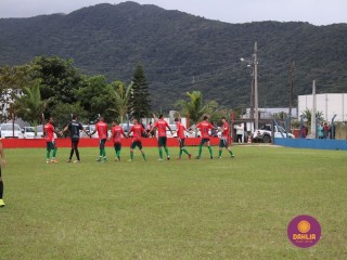 
<a style='margin-left: 5px;' class='btn btn-xs btn-social btn-facebook' href='https://www.facebook.com/sharer/sharer.php?u=https://www.boladovale.com.br/imgs/800-800-90/conteudo/fotos/1596/img8293.jpg' rel='popup' data-width='500' data-height='400'><i class='fa fa-facebook'></i>Compartilhar <span class='hidden-xs'>no Facebook</span>
</a> 
<a class='btn btn-default btn-xs' target='_blank' href='imgs/800-800-90/conteudo/fotos/1596/img8293.jpg'>
<span class='glyphicon glyphicon-cloud-download'></span> Salvar
</a> 
<span></span>
