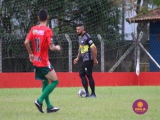 
<a style='margin-left: 5px;' class='btn btn-xs btn-social btn-facebook' href='https://www.facebook.com/sharer/sharer.php?u=https://www.boladovale.com.br/imgs/800-800-90/conteudo/fotos/1596/img8300.jpg' rel='popup' data-width='500' data-height='400'><i class='fa fa-facebook'></i>Compartilhar <span class='hidden-xs'>no Facebook</span>
</a> 
<a class='btn btn-default btn-xs' target='_blank' href='imgs/800-800-90/conteudo/fotos/1596/img8300.jpg'>
<span class='glyphicon glyphicon-cloud-download'></span> Salvar
</a> 
<span></span>