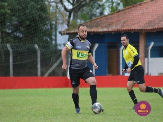 
<a style='margin-left: 5px;' class='btn btn-xs btn-social btn-facebook' href='https://www.facebook.com/sharer/sharer.php?u=https://www.boladovale.com.br/imgs/800-800-90/conteudo/fotos/1596/img8311.jpg' rel='popup' data-width='500' data-height='400'><i class='fa fa-facebook'></i>Compartilhar <span class='hidden-xs'>no Facebook</span>
</a> 
<a class='btn btn-default btn-xs' target='_blank' href='imgs/800-800-90/conteudo/fotos/1596/img8311.jpg'>
<span class='glyphicon glyphicon-cloud-download'></span> Salvar
</a> 
<span></span>