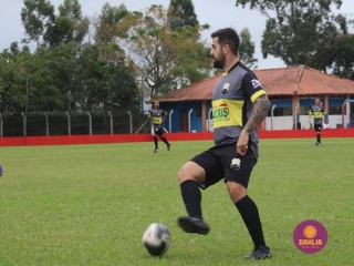 
<a style='margin-left: 5px;' class='btn btn-xs btn-social btn-facebook' href='https://www.facebook.com/sharer/sharer.php?u=https://www.boladovale.com.br/imgs/800-800-90/conteudo/fotos/1596/img8312.jpg' rel='popup' data-width='500' data-height='400'><i class='fa fa-facebook'></i>Compartilhar <span class='hidden-xs'>no Facebook</span>
</a> 
<a class='btn btn-default btn-xs' target='_blank' href='imgs/800-800-90/conteudo/fotos/1596/img8312.jpg'>
<span class='glyphicon glyphicon-cloud-download'></span> Salvar
</a> 
<span></span>