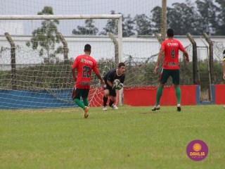 
<a style='margin-left: 5px;' class='btn btn-xs btn-social btn-facebook' href='https://www.facebook.com/sharer/sharer.php?u=https://www.boladovale.com.br/imgs/800-800-90/conteudo/fotos/1596/img8318.jpg' rel='popup' data-width='500' data-height='400'><i class='fa fa-facebook'></i>Compartilhar <span class='hidden-xs'>no Facebook</span>
</a> 
<a class='btn btn-default btn-xs' target='_blank' href='imgs/800-800-90/conteudo/fotos/1596/img8318.jpg'>
<span class='glyphicon glyphicon-cloud-download'></span> Salvar
</a> 
<span></span>