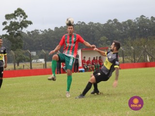 
<a style='margin-left: 5px;' class='btn btn-xs btn-social btn-facebook' href='https://www.facebook.com/sharer/sharer.php?u=https://www.boladovale.com.br/imgs/800-800-90/conteudo/fotos/1596/img8324.jpg' rel='popup' data-width='500' data-height='400'><i class='fa fa-facebook'></i>Compartilhar <span class='hidden-xs'>no Facebook</span>
</a> 
<a class='btn btn-default btn-xs' target='_blank' href='imgs/800-800-90/conteudo/fotos/1596/img8324.jpg'>
<span class='glyphicon glyphicon-cloud-download'></span> Salvar
</a> 
<span></span>