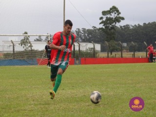 
<a style='margin-left: 5px;' class='btn btn-xs btn-social btn-facebook' href='https://www.facebook.com/sharer/sharer.php?u=https://www.boladovale.com.br/imgs/800-800-90/conteudo/fotos/1596/img8329.jpg' rel='popup' data-width='500' data-height='400'><i class='fa fa-facebook'></i>Compartilhar <span class='hidden-xs'>no Facebook</span>
</a> 
<a class='btn btn-default btn-xs' target='_blank' href='imgs/800-800-90/conteudo/fotos/1596/img8329.jpg'>
<span class='glyphicon glyphicon-cloud-download'></span> Salvar
</a> 
<span></span>