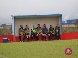 
<a style='margin-left: 5px;' class='btn btn-xs btn-social btn-facebook' href='https://www.facebook.com/sharer/sharer.php?u=https://www.boladovale.com.br/imgs/800-800-90/conteudo/fotos/1596/img8360.jpg' rel='popup' data-width='500' data-height='400'><i class='fa fa-facebook'></i>Compartilhar <span class='hidden-xs'>no Facebook</span>
</a> 
<a class='btn btn-default btn-xs' target='_blank' href='imgs/800-800-90/conteudo/fotos/1596/img8360.jpg'>
<span class='glyphicon glyphicon-cloud-download'></span> Salvar
</a> 
<span></span>