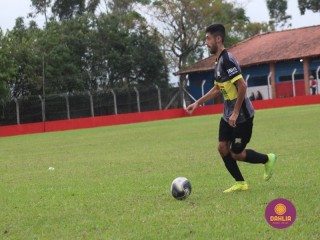 
<a style='margin-left: 5px;' class='btn btn-xs btn-social btn-facebook' href='https://www.facebook.com/sharer/sharer.php?u=https://www.boladovale.com.br/imgs/800-800-90/conteudo/fotos/1596/img8394.jpg' rel='popup' data-width='500' data-height='400'><i class='fa fa-facebook'></i>Compartilhar <span class='hidden-xs'>no Facebook</span>
</a> 
<a class='btn btn-default btn-xs' target='_blank' href='imgs/800-800-90/conteudo/fotos/1596/img8394.jpg'>
<span class='glyphicon glyphicon-cloud-download'></span> Salvar
</a> 
<span></span>