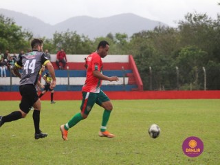 
<a style='margin-left: 5px;' class='btn btn-xs btn-social btn-facebook' href='https://www.facebook.com/sharer/sharer.php?u=https://www.boladovale.com.br/imgs/800-800-90/conteudo/fotos/1596/img8396.jpg' rel='popup' data-width='500' data-height='400'><i class='fa fa-facebook'></i>Compartilhar <span class='hidden-xs'>no Facebook</span>
</a> 
<a class='btn btn-default btn-xs' target='_blank' href='imgs/800-800-90/conteudo/fotos/1596/img8396.jpg'>
<span class='glyphicon glyphicon-cloud-download'></span> Salvar
</a> 
<span></span>