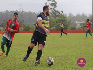 
<a style='margin-left: 5px;' class='btn btn-xs btn-social btn-facebook' href='https://www.facebook.com/sharer/sharer.php?u=https://www.boladovale.com.br/imgs/800-800-90/conteudo/fotos/1596/img8402.jpg' rel='popup' data-width='500' data-height='400'><i class='fa fa-facebook'></i>Compartilhar <span class='hidden-xs'>no Facebook</span>
</a> 
<a class='btn btn-default btn-xs' target='_blank' href='imgs/800-800-90/conteudo/fotos/1596/img8402.jpg'>
<span class='glyphicon glyphicon-cloud-download'></span> Salvar
</a> 
<span></span>